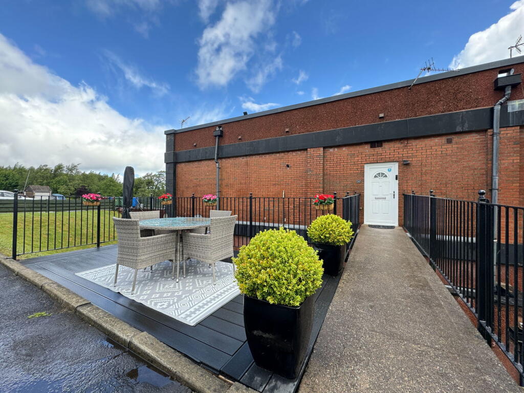 Main image of property: 33 Broadside Court, Denny, FK6 5GZ