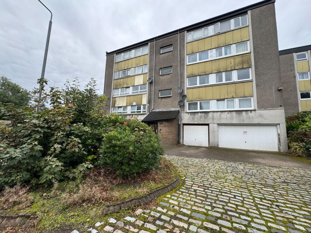 Main image of property: Glenhove Road,Cumbernauld,Glasgow,G67 2LQ