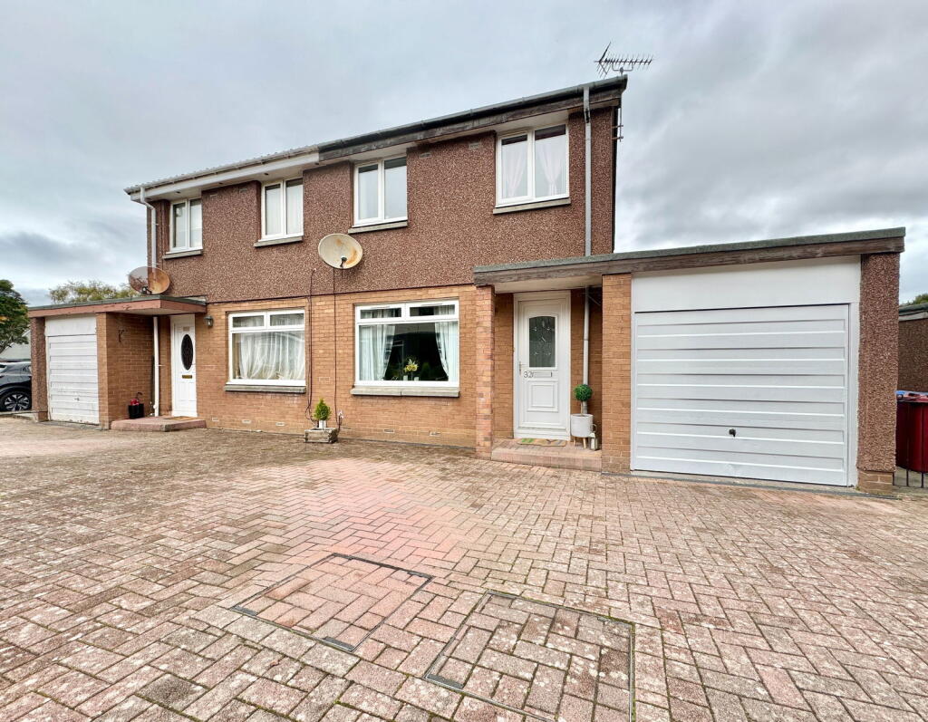 Main image of property: Glamis Gardens,Polmont,Falkirk,FK2 0YJ