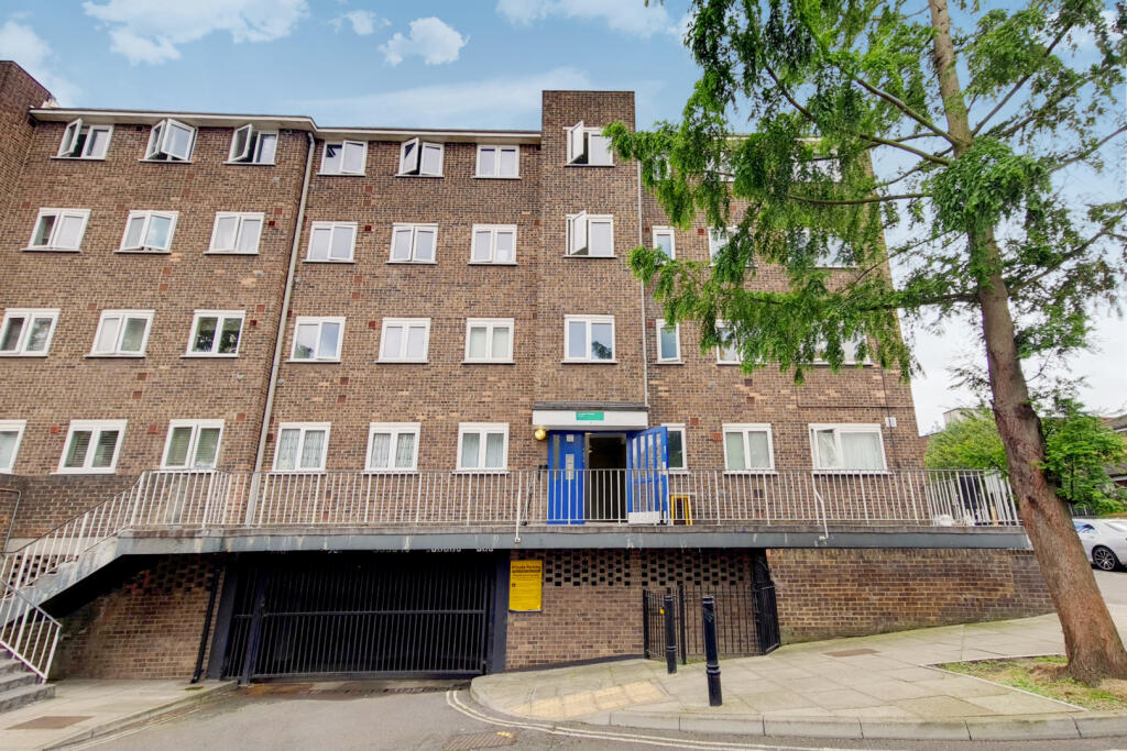 Studio apartment for sale in Longley House, 242 Tufnell Park Road