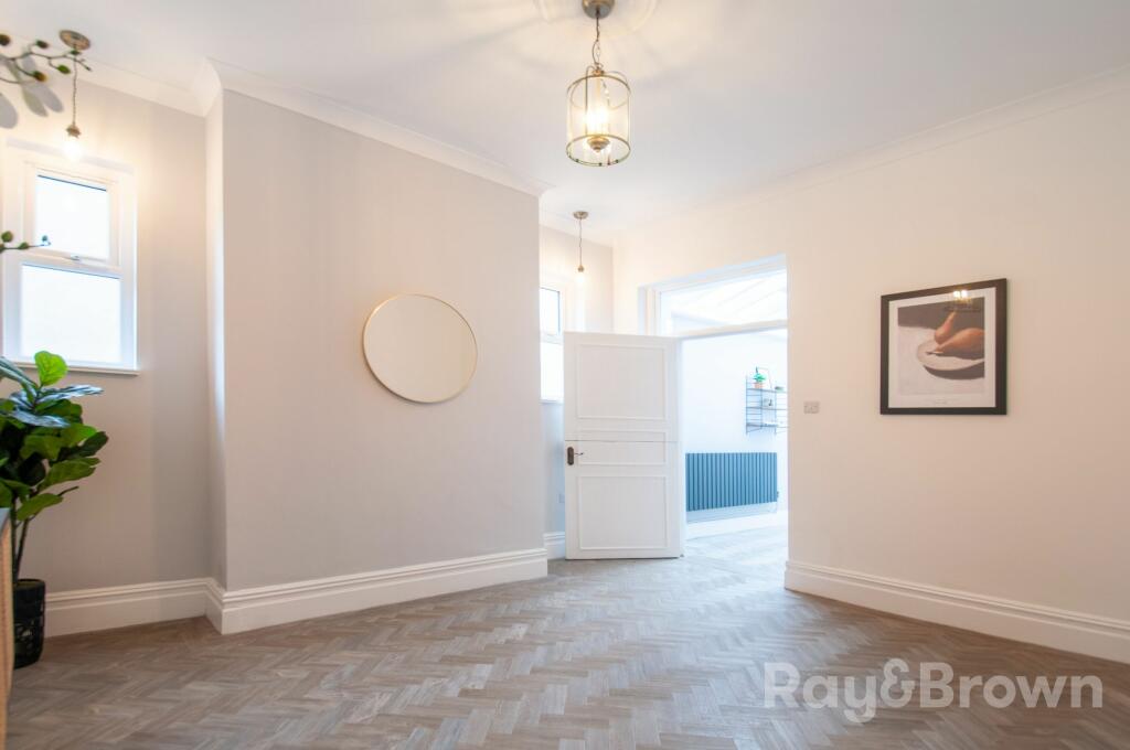Additional property image - Penhill Road, Cardiff
