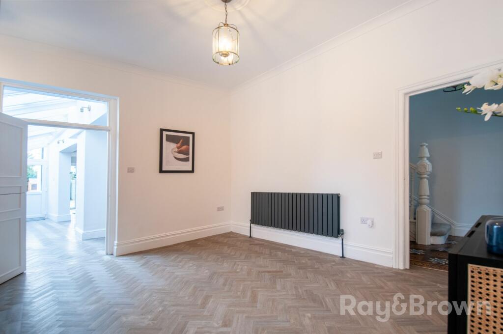 Additional property image - Penhill Road, Cardiff