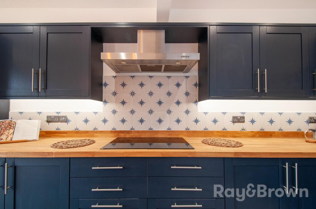 Additional property image - Penhill Road, Cardiff