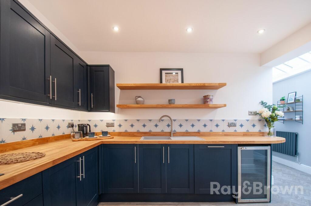 Additional property image - Penhill Road, Cardiff