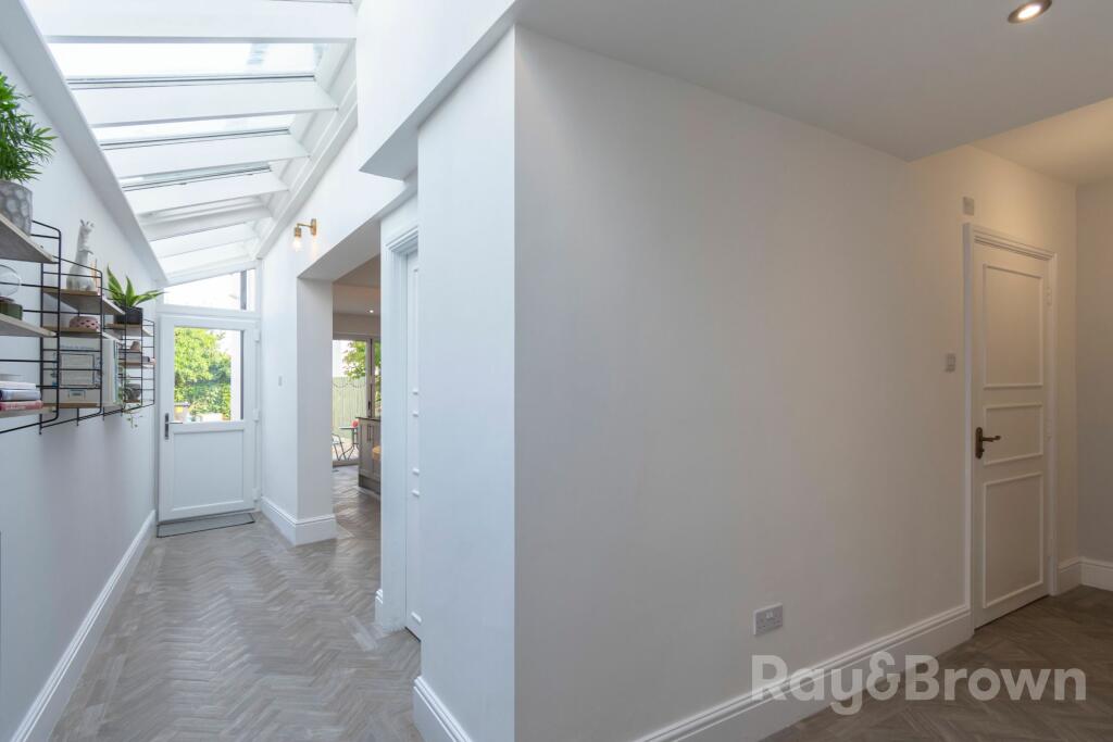 Additional property image - Penhill Road, Cardiff