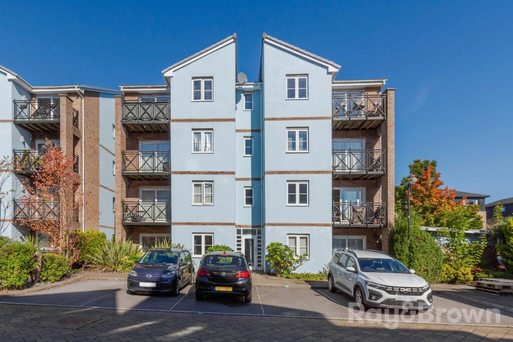 Main image of property: Pentland Close, Llanishen, Cardiff