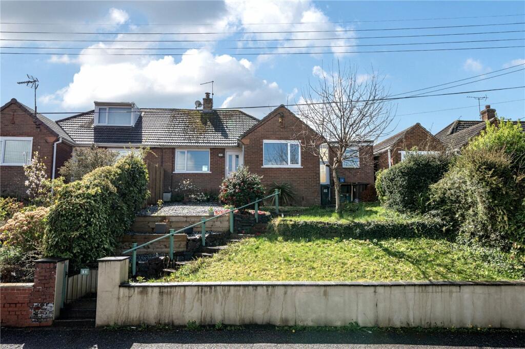 3 bedroom bungalow for sale in Road, Tiverton, Devon, EX16