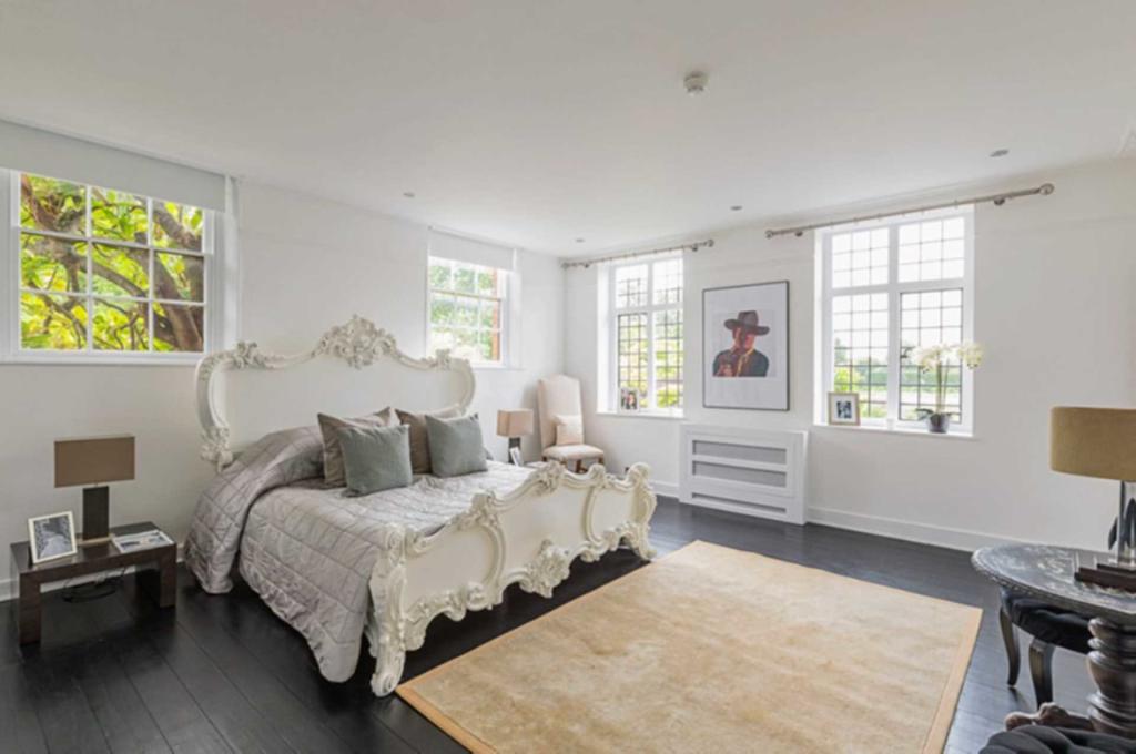 11 bedroom house for rent in Hurst Lodge, Hurst RG10