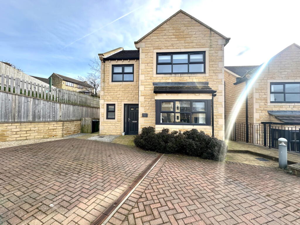 Main image of property: Cliffewood Rise, Clayton West, Huddersfield, HD8 9HG