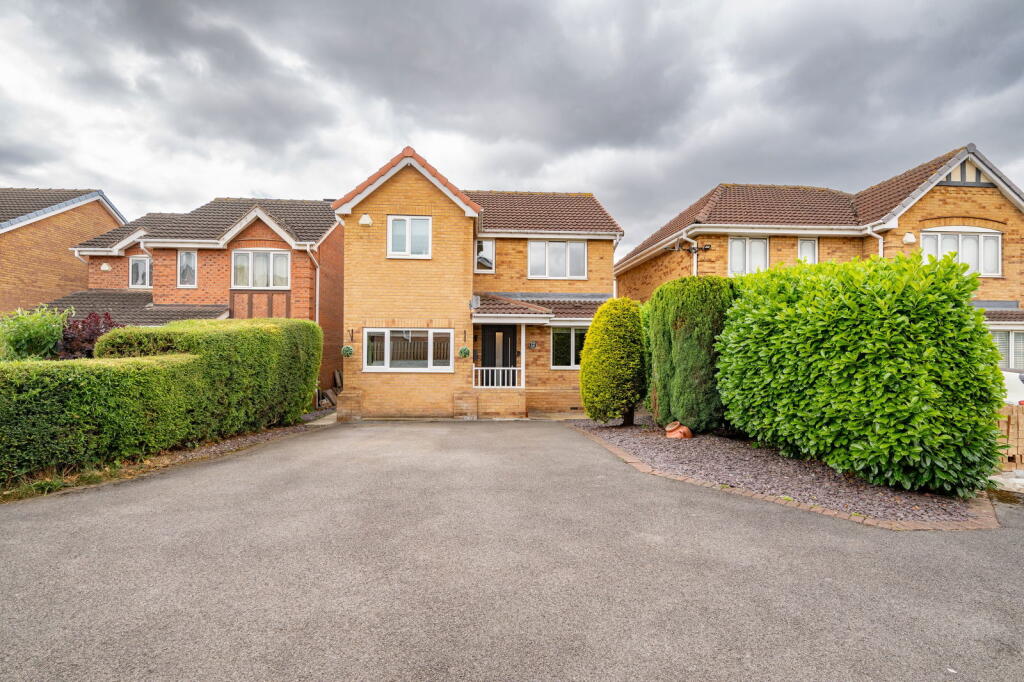 Main image of property: Pashley Croft, Wombwell, Barnsley, S73 0LD