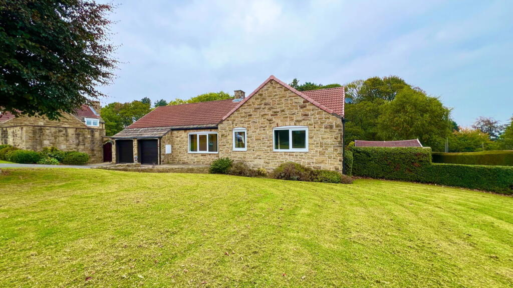 Main image of property: Martin Grove, Wakefield, WF2 6RZ