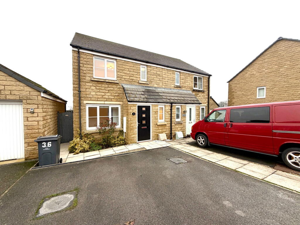 Main image of property: New Chapel Road, Penistone, Sheffield, S36 9AG