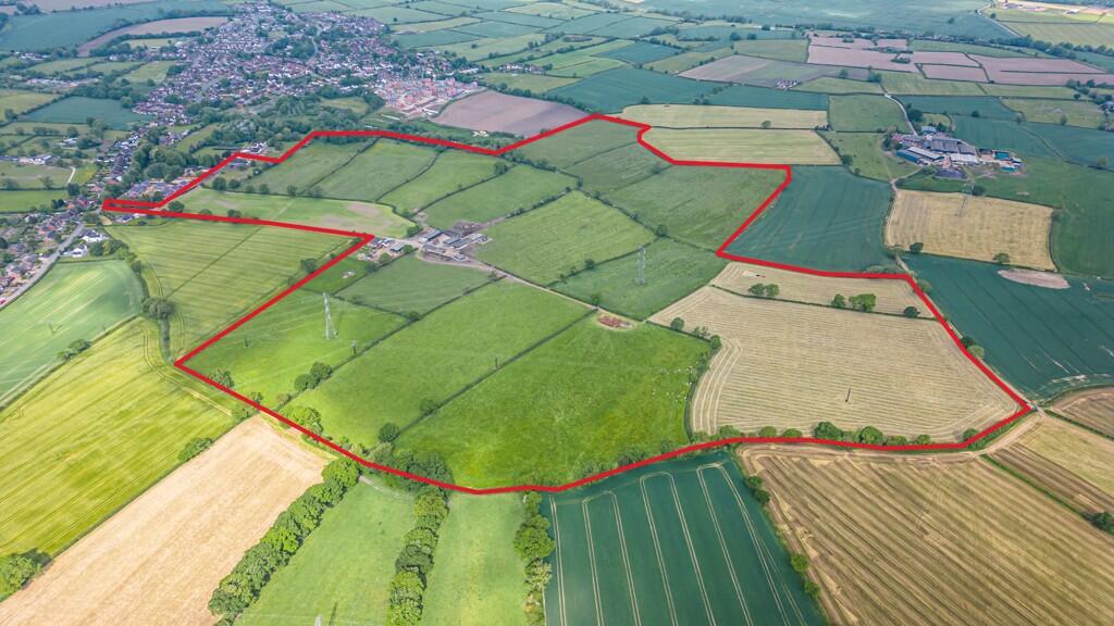 Farm land for sale in Fields Farm, Newbold Road, Barlestone, Nuneaton ...