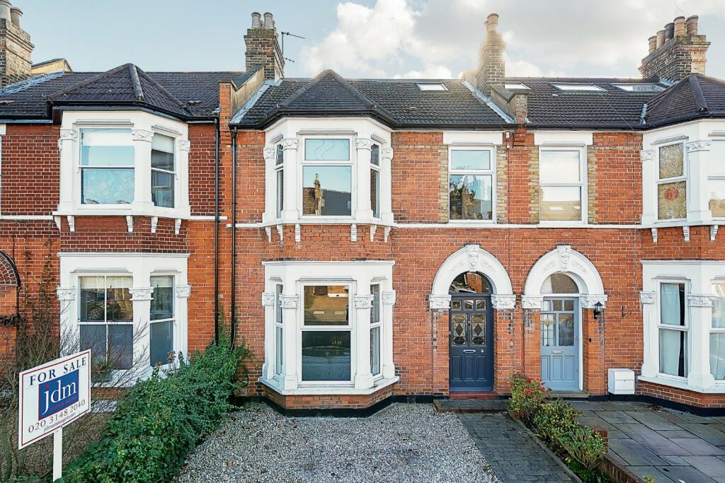 5 bedroom terraced house for sale in Earlshall Road, Eltham, London, SE9