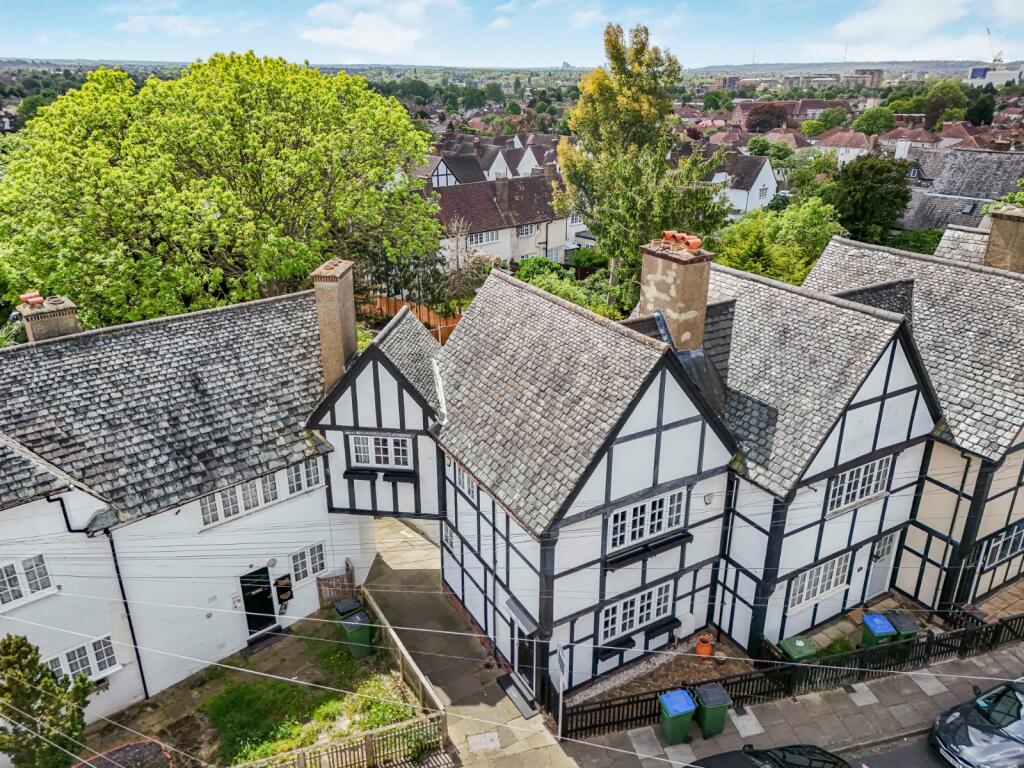 Main image of property: Ross Way, Eltham, London, SE9