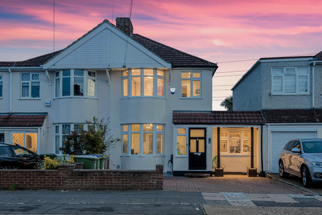 Main image of property: Northumberland Avenue, Welling, DA16