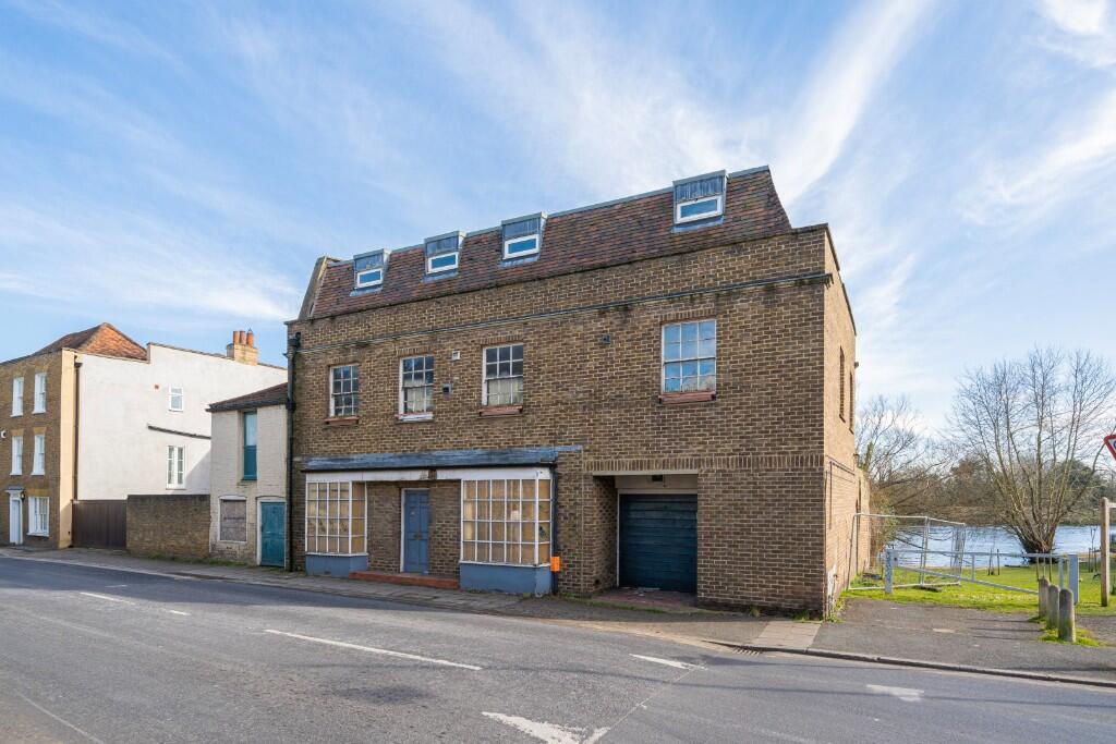 Main image of property: Thames Street, Sunbury-On-Thames, Surrey, TW16