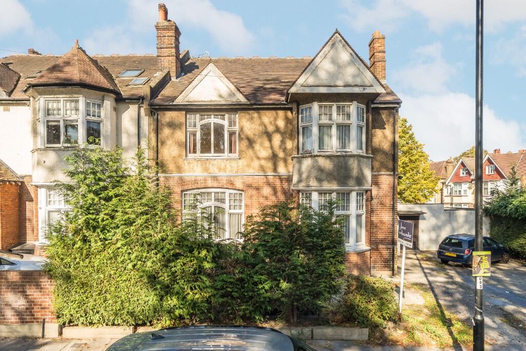 Main image of property: St. Helen's Crescent, London, SW16