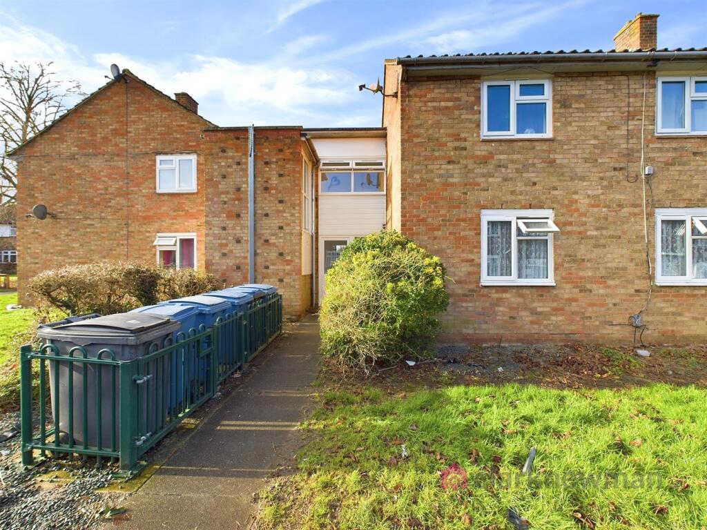 Additional property image - Chapel Fields, Harlow, CM17