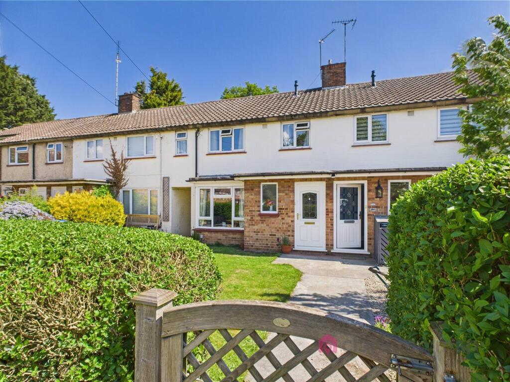 Main image of property: The Oxleys, Old Harlow, CM17