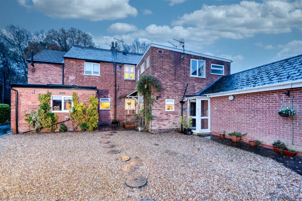 Additional property image - Earlswood Common, Earlswood, Solihull, B94 5SJ