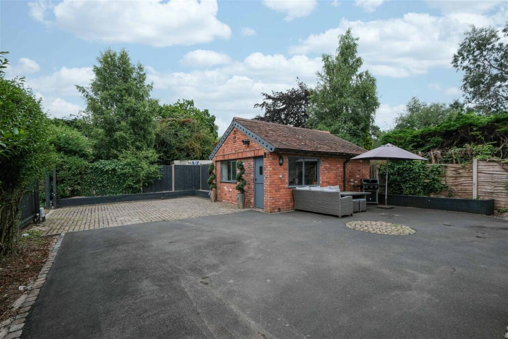 Additional property image - Broad Lane, Tanworth-in-Arden, Solihull, B94 5HR