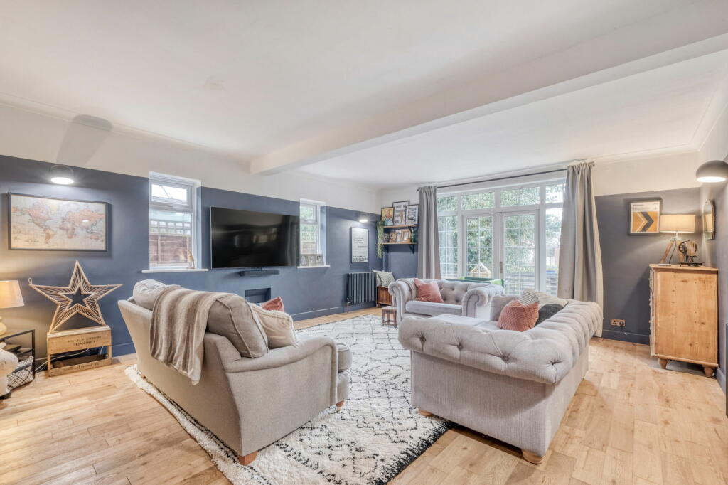 Additional property image - Littleshaw Croft, Wythall, Birmingham, B47 6EX