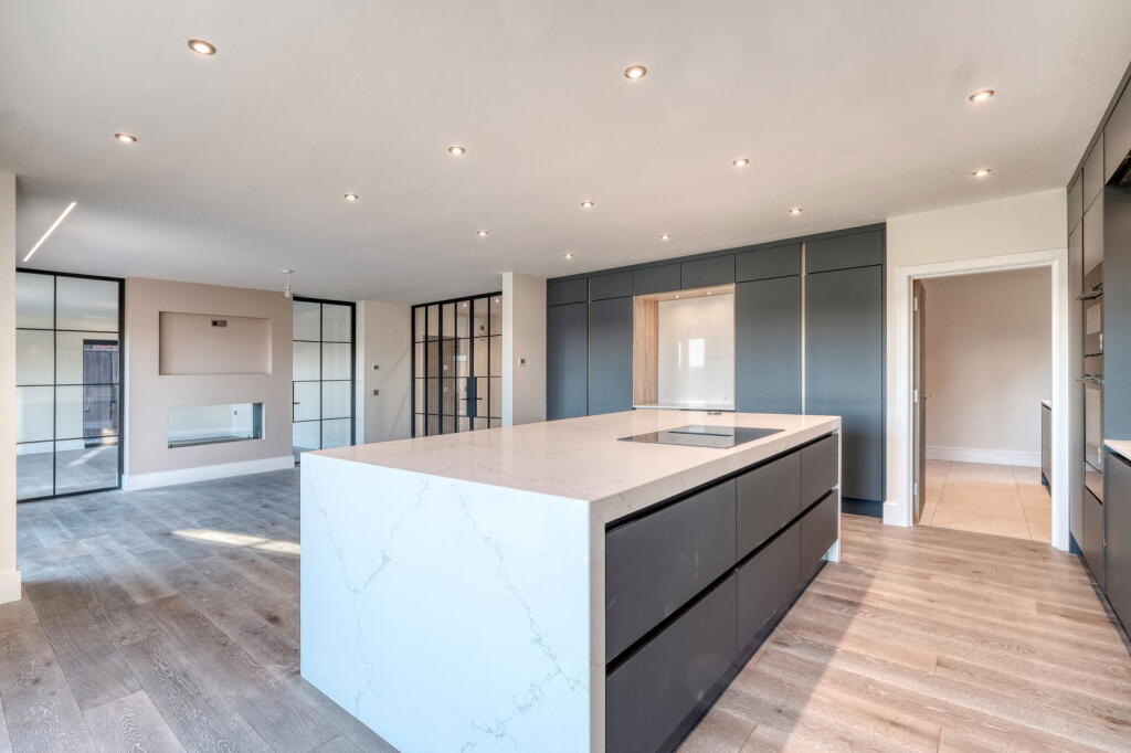 Additional property image - Merewood, Malthouse Lane, Earlswood, Solihull, B94 5SD