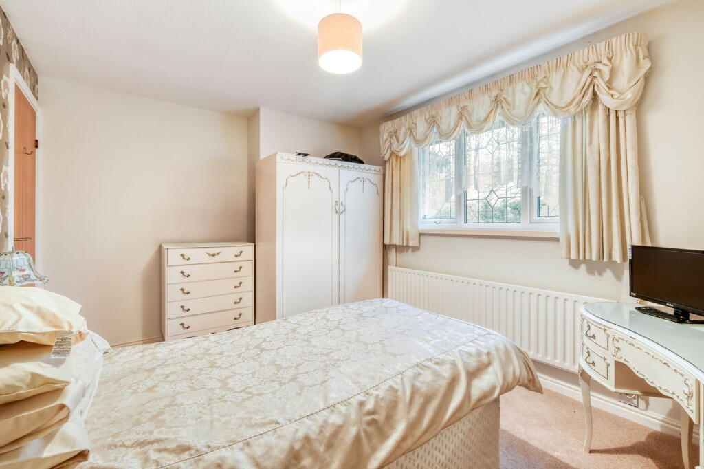 Additional property image - Burnthurst Crescent, Shirley, Solihull, B90 4UJ