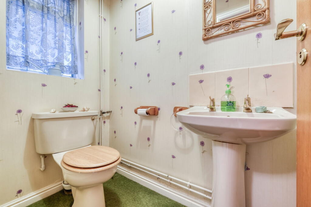 Additional property image - Burnthurst Crescent, Shirley, Solihull, B90 4UJ