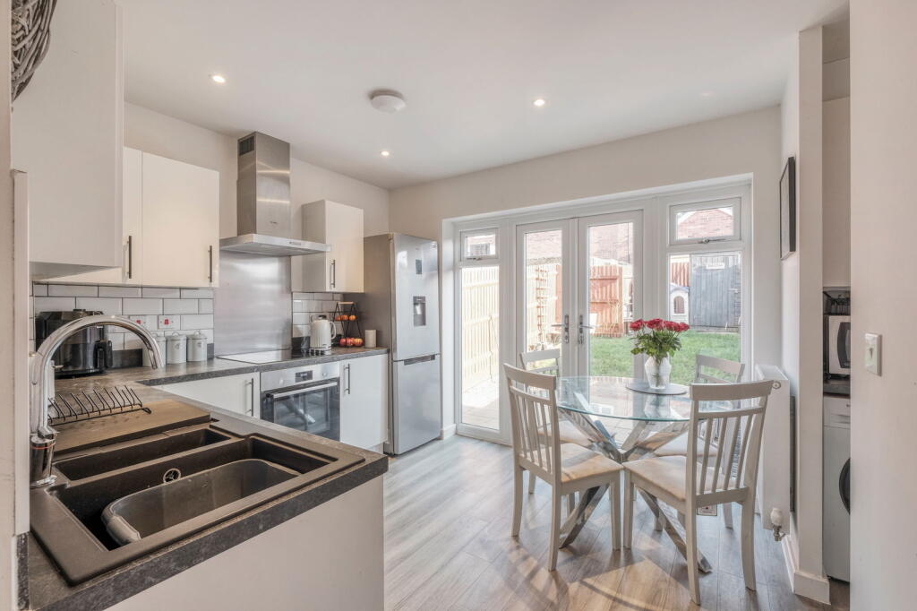 Additional property image - Memorial Close, Cheswick Green, Solihull, B90 4LJ