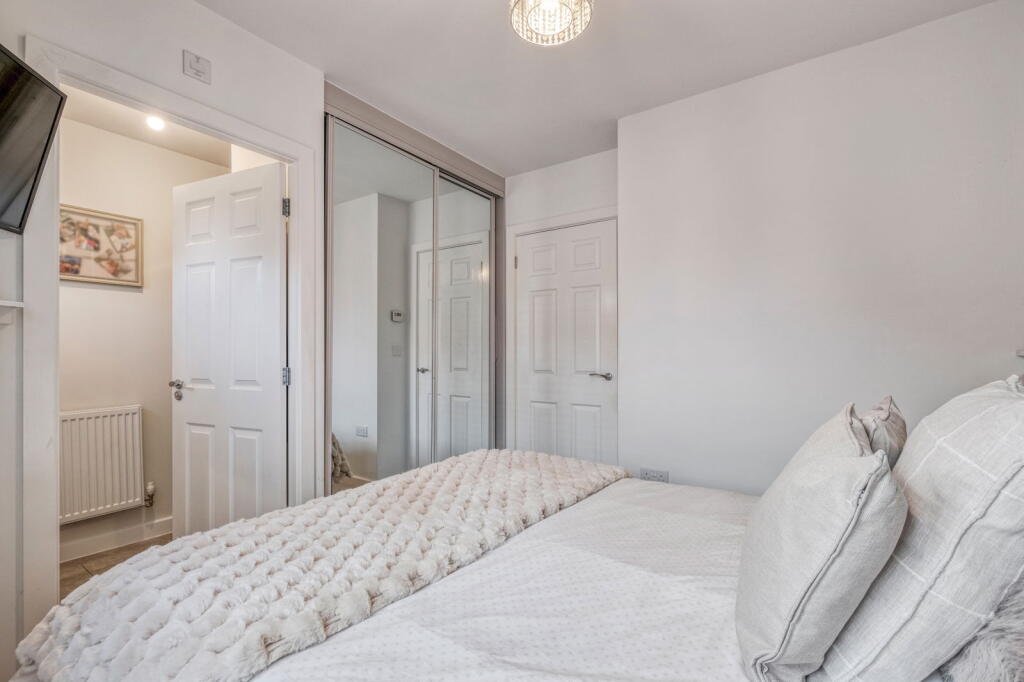 Additional property image - Memorial Close, Cheswick Green, Solihull, B90 4LJ