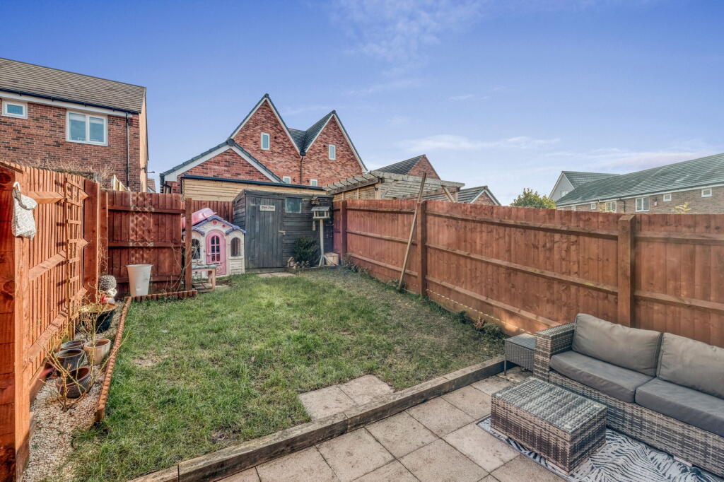 Additional property image - Memorial Close, Cheswick Green, Solihull, B90 4LJ
