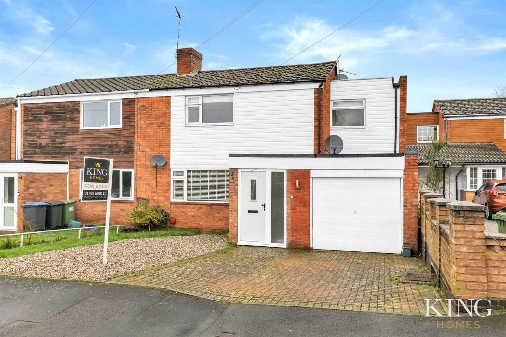 3 bedroom semidetached house for sale in Jubilee Close, BidfordOn