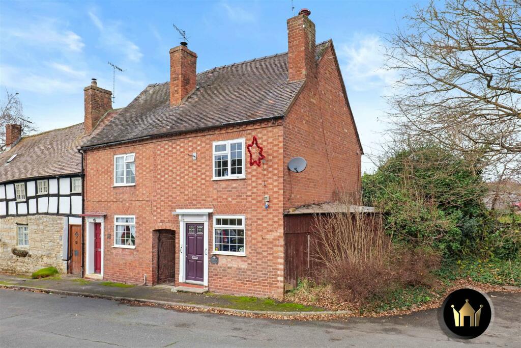 2 bedroom end of terrace house for sale in Tower Close, BidfordOnAvon