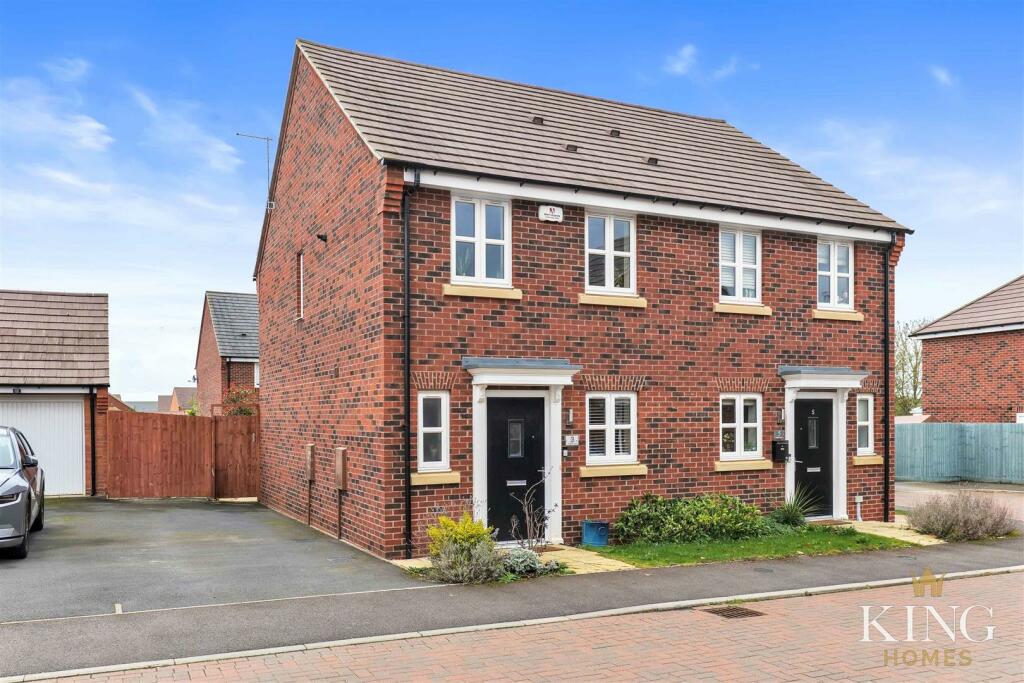 2 bedroom semidetached house for sale in Mirabelle Close, BidfordOn