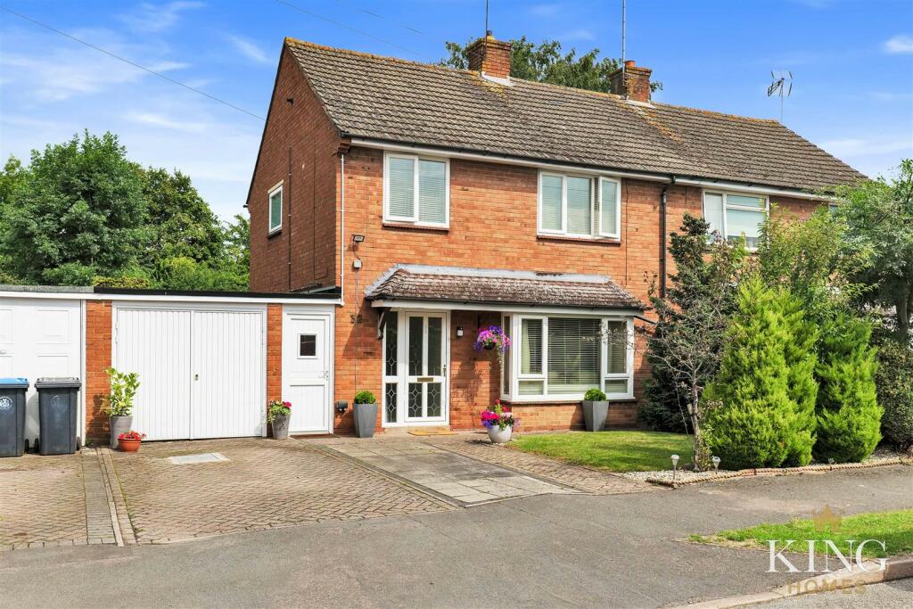 Main image of property: Meadow Road, Alcester