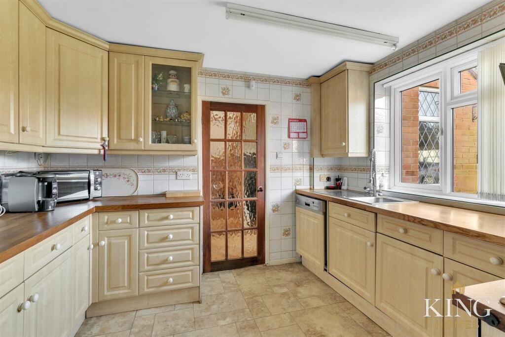 Additional property image - Meadow Road, Alcester