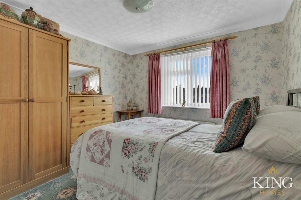 Additional property image - Meadow Road, Alcester