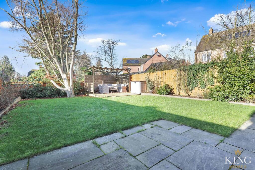 Additional property image - Queen Elizabeth Way, Bidford-On-Avon, Alcester