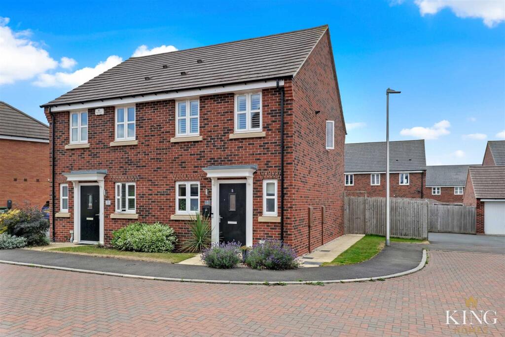 Main image of property: Mirabelle Close, Bidford-On-Avon, Alcester