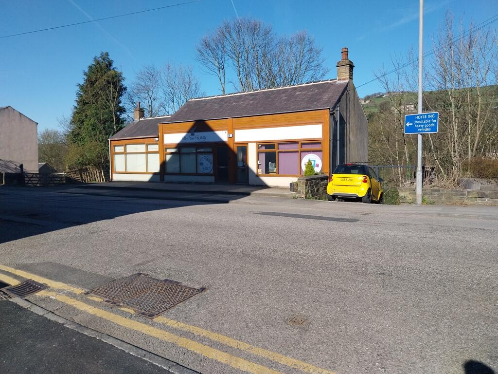 Main image of property: 948 & 950 Manchester Road, Linthwaite, Huddersfield, West Yorkshire, HD7 5QS