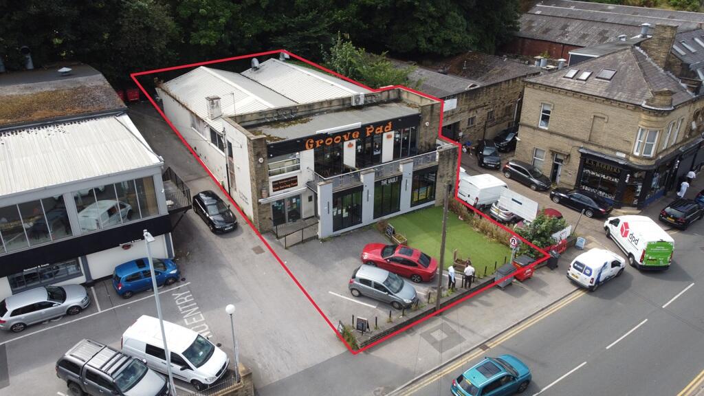 Main image of property: 48 Saltaire Road, Shipley, West Yorkshire, BD18 3HN