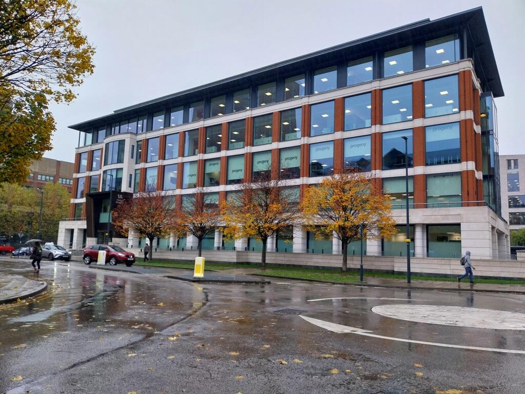 Main image of property: 1A Tower Square, Wellington Place, Leeds, LS1 4DL