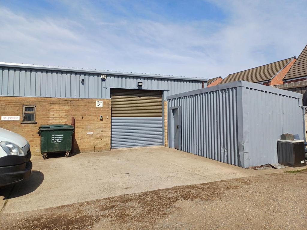 Main image of property: 3 Willow Road, Yaxley, Peterborough, Cambridgeshire, PE7 3HT