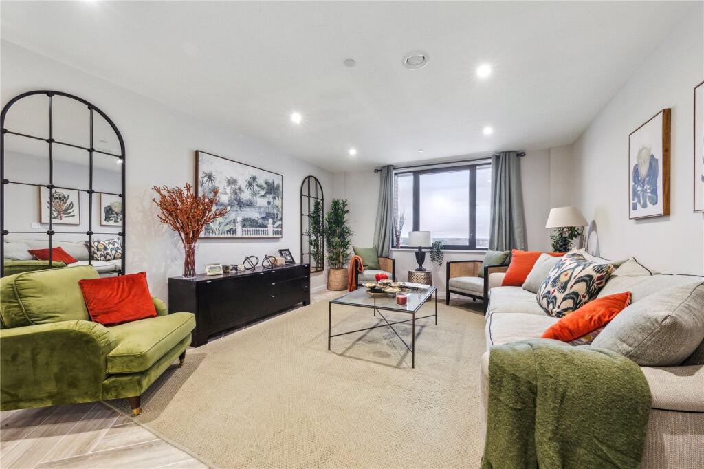 Main image of property: Fallsbrook Road, SW16