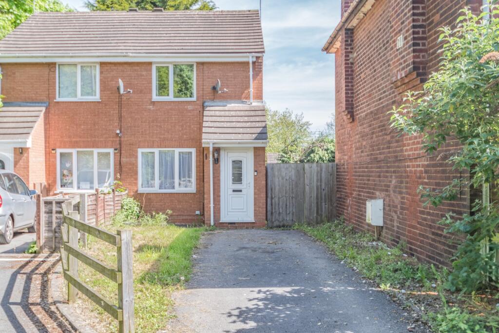 Main image of property: Prospect Road North, Lakeside, Redditch, Worcestershire, B98