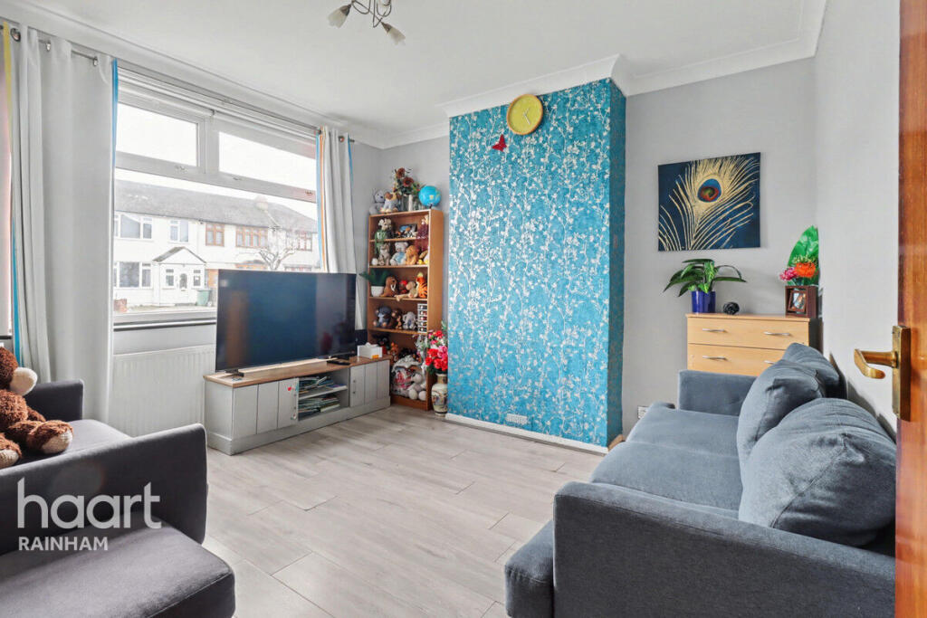 Main image of property: Beechwood Gardens, Rainham, RM13 9HU