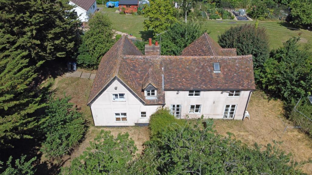 5 bedroom detached house for sale in Stoney Road, Grundisburgh