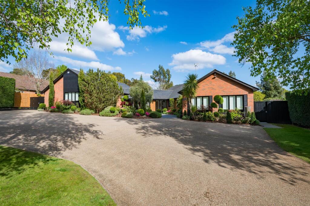 Main image of property: Woodbridge